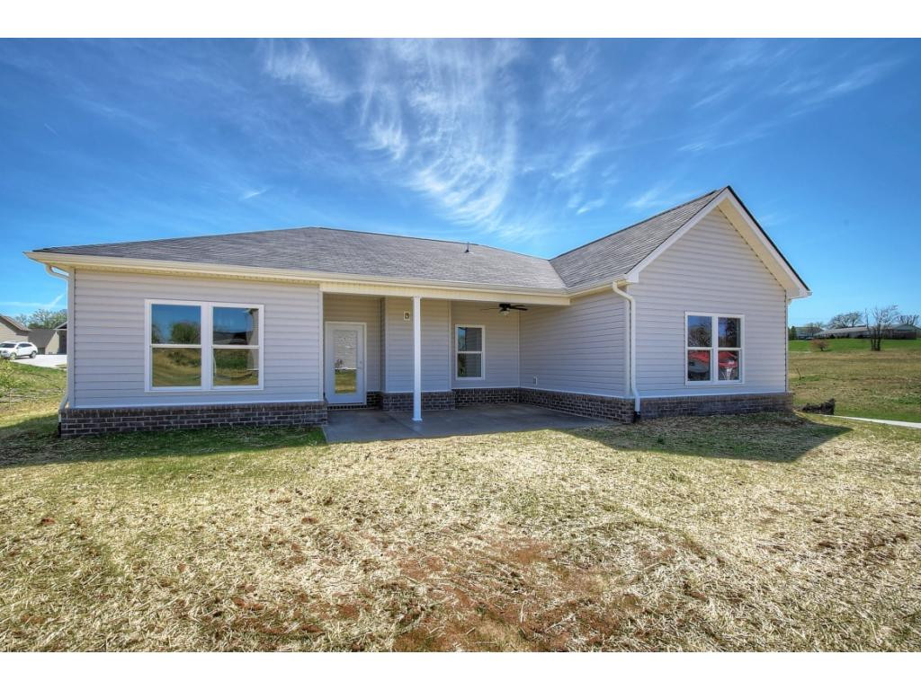 308 Saddle Ridge Court Greeneville, TN 37745 - Photo 28 of 31 Photo similar