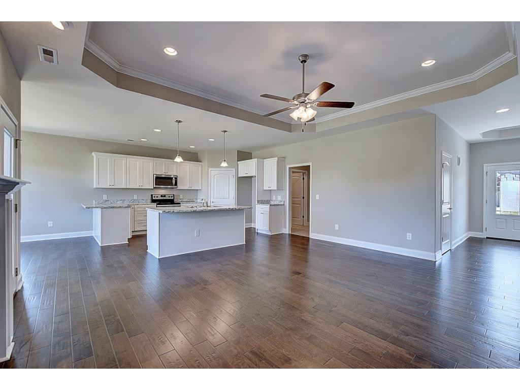 308 Saddle Ridge Court Greeneville, TN 37745 - Photo 6 of 31 Photo similar