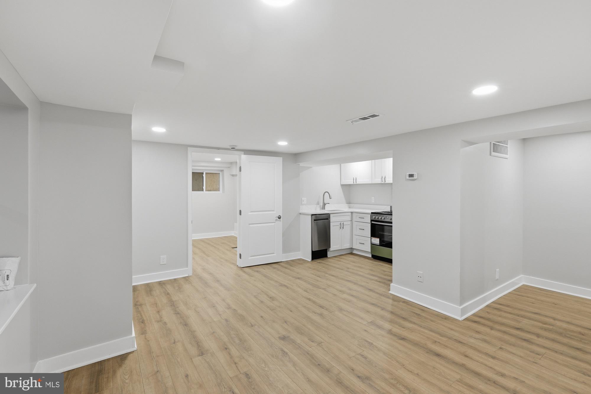 2388 Champlain Street Northwest, Unit 1 Washington, DC 20009 - Photo 6 of 15