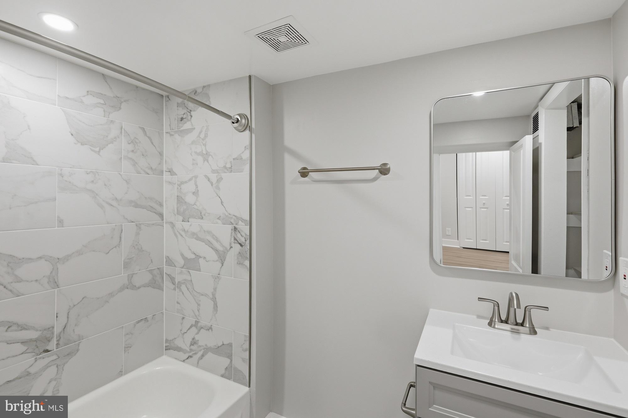 2388 Champlain Street Northwest, Unit 1 Washington, DC 20009 - Photo 9 of 15