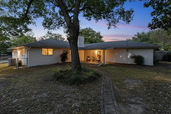 $259,900 | 3002 Tanglewood Drive, Commerce, TX 75428