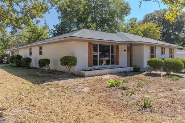 $259,900 | 3002 Tanglewood Drive, Commerce, TX 75428