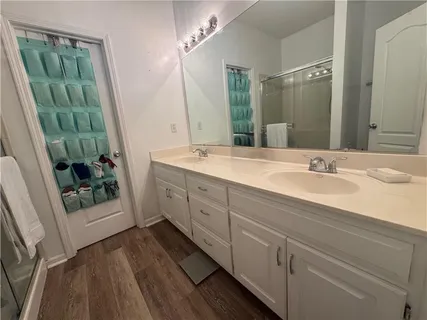 $375,000 | 15585 Floyd Street, Overland Park, KS 66223
