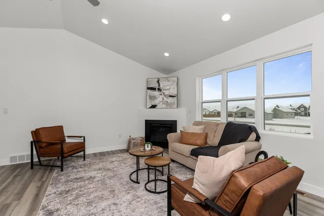 $399,900 | W5618 Tonys Way, Appleton, WI 54915