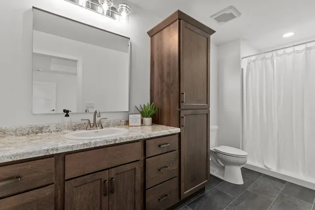 $399,900 | W5618 Tonys Way, Appleton, WI 54915