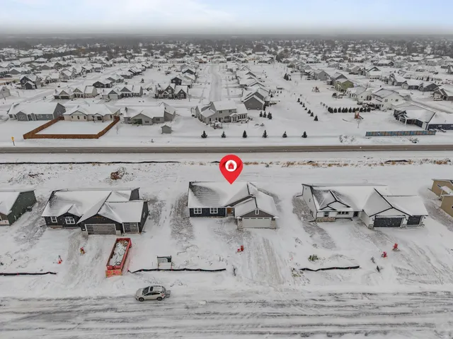 $399,900 | W5618 Tonys Way, Appleton, WI 54915