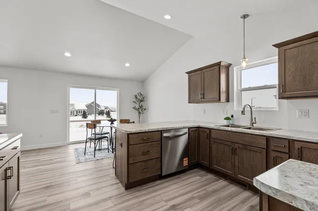 $399,900 | W5618 Tonys Way, Appleton, WI 54915