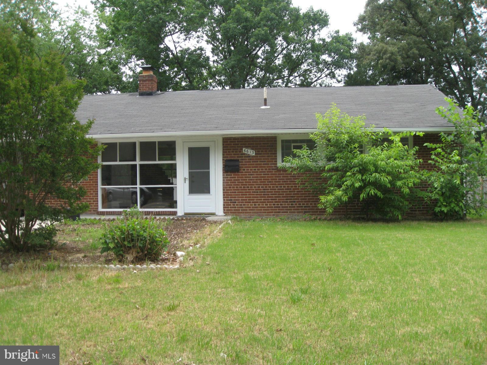 6613 Edsall Road Springfield, VA 22151 - Photo 1 of 11 Exterior (Front)