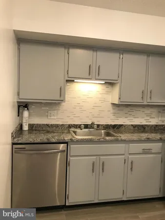 $1,500 | 6113 Hilltop Drive, Unit PARKVIEW, Brookhaven, PA 19015