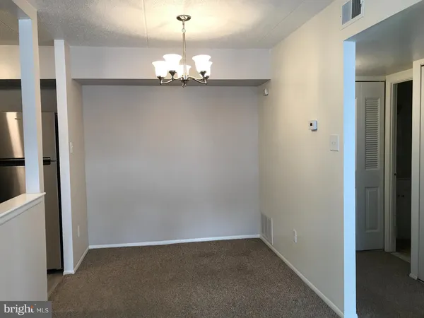 $1,500 | 6113 Hilltop Drive, Unit PARKVIEW, Brookhaven, PA 19015