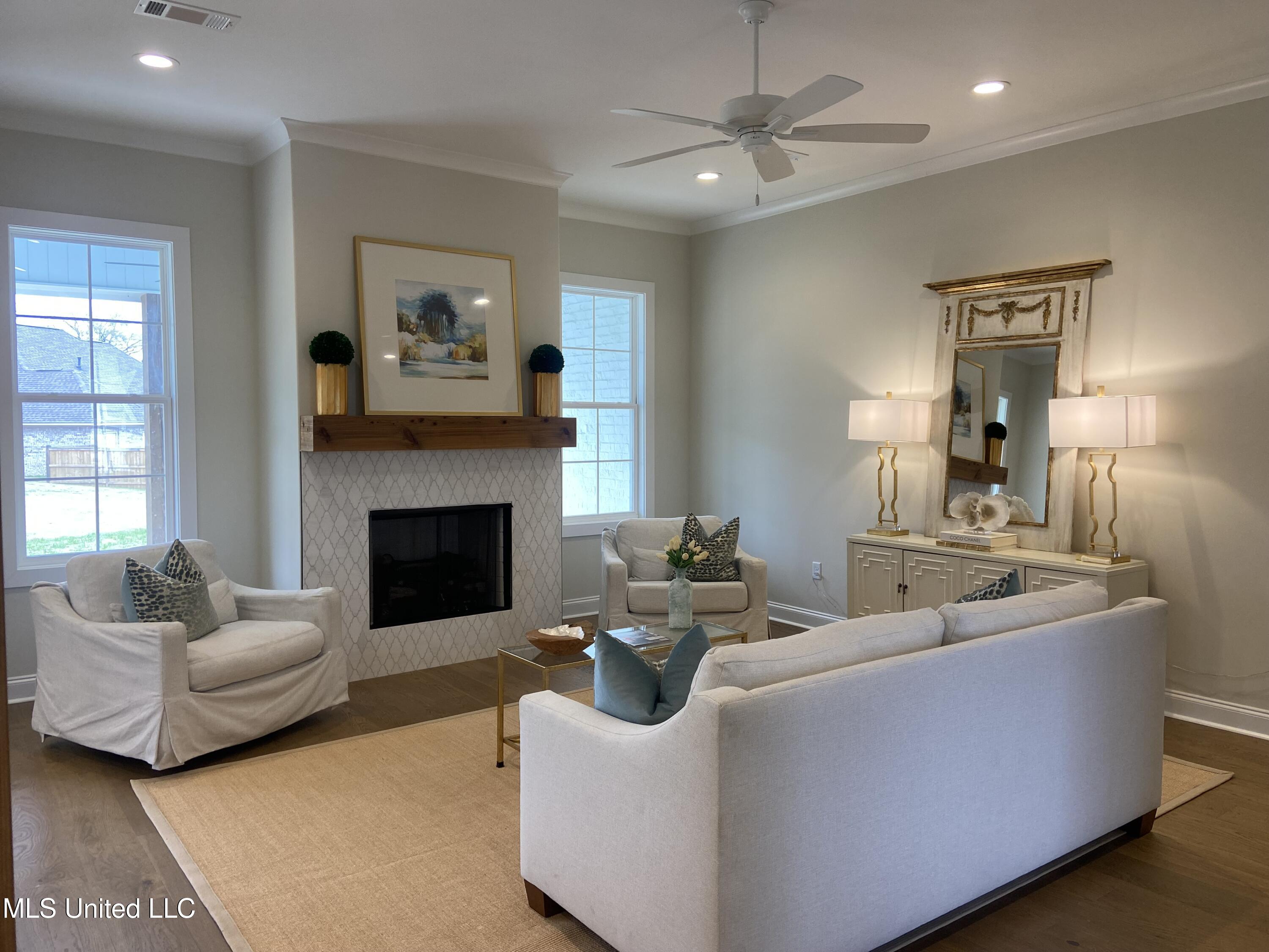 119 Hunter's Way Canton, MS 39046 - Photo 9 of 63 IMG_1110