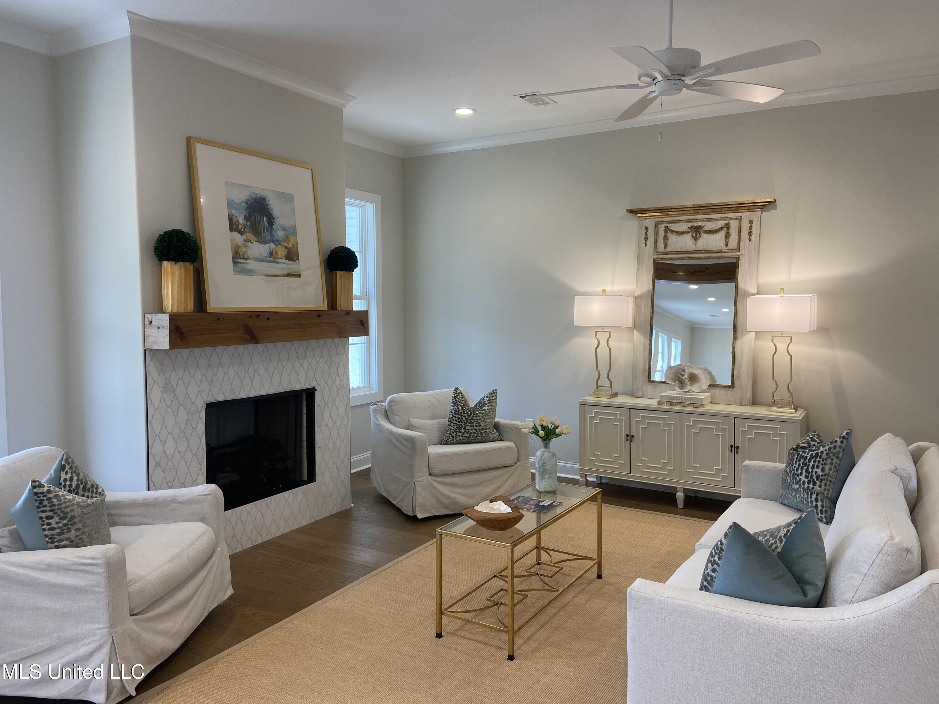 119 Hunter's Way Canton, MS 39046 - Photo 10 of 63 IMG_1107