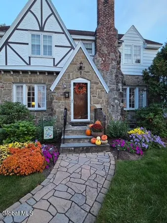 $369,000 | 846 Wright Avenue, Schenectady, NY 12309