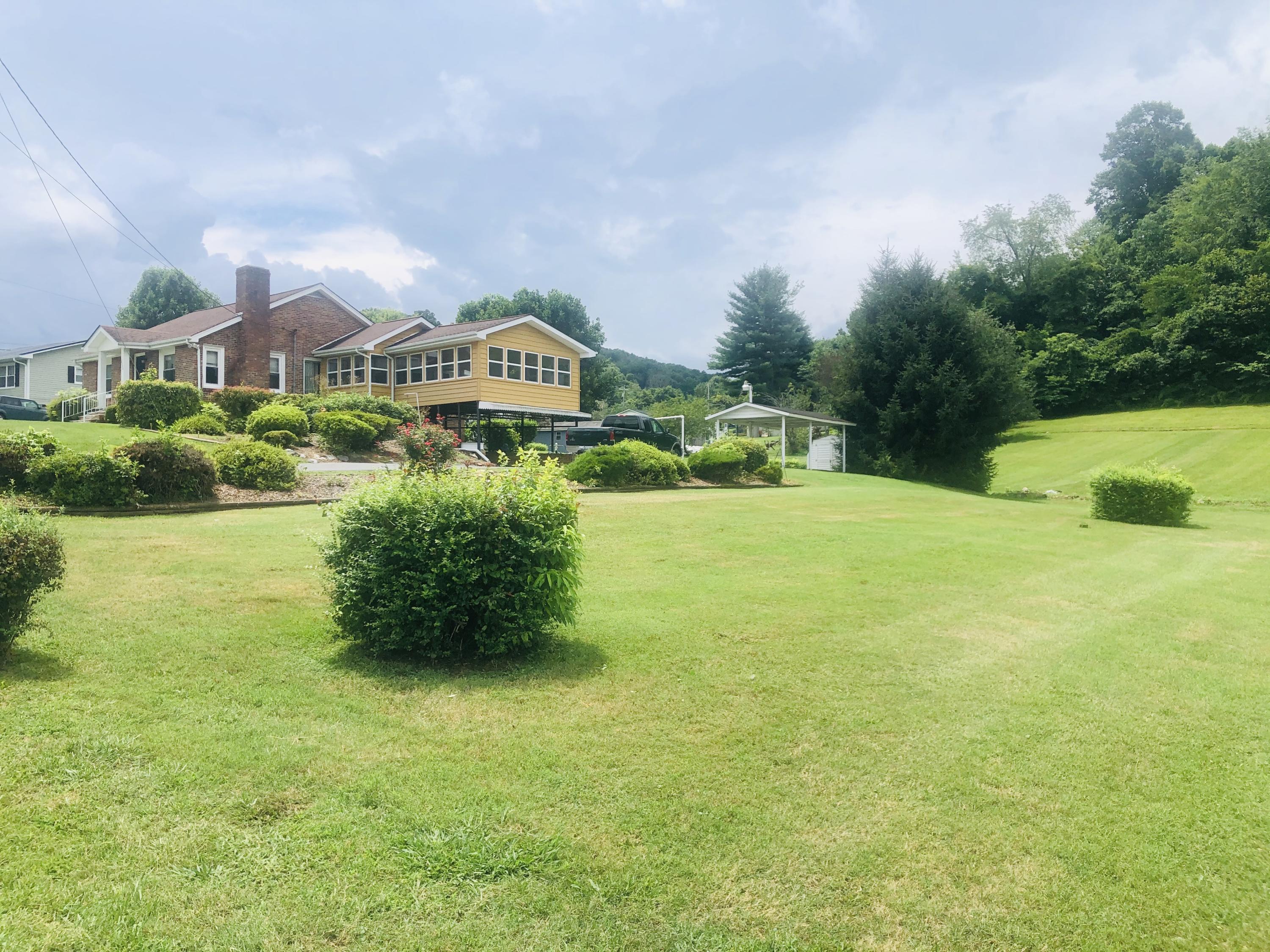 2424 Bob Little Road Elizabethton, TN 37643 - Photo 3 of 51 6010691F-AA37-4F52-8C14-156A1F5DEEE5