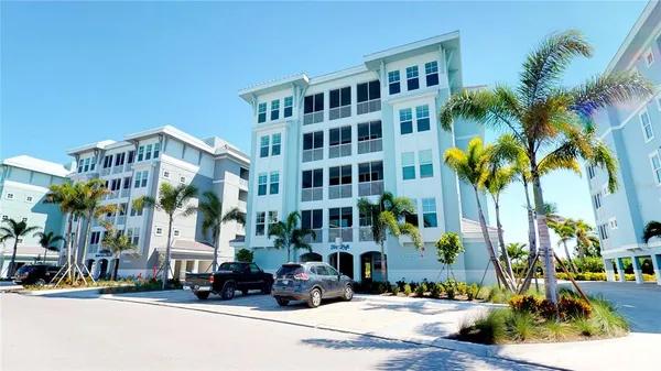 $5,000 | 387 Aruba Circle, Unit 103, Bradenton, FL 34209