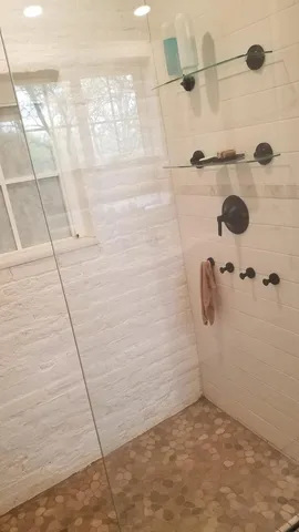 $780,000 | 2536 Old Glenview Road, Wilmette, IL 60091