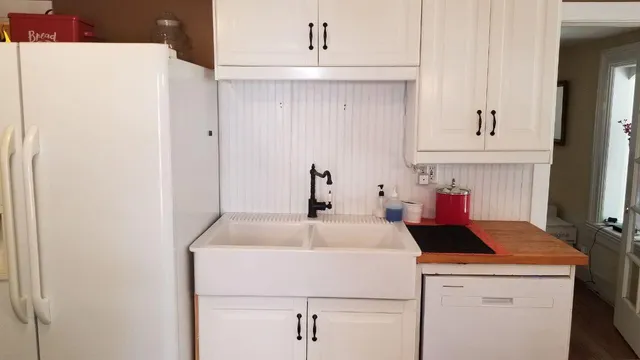 $780,000 | 2536 Old Glenview Road, Wilmette, IL 60091