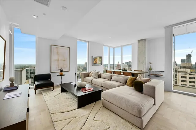 $1,950,000 | 313 West 17th Street, Unit 1807, Austin, TX 78701