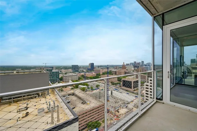 $1,950,000 | 313 West 17th Street, Unit 1807, Austin, TX 78701