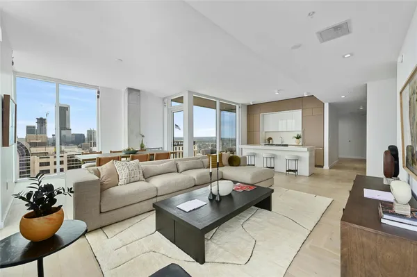 $1,950,000 | 313 West 17th Street, Unit 1807, Austin, TX 78701