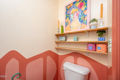 a bathroom with a toilet