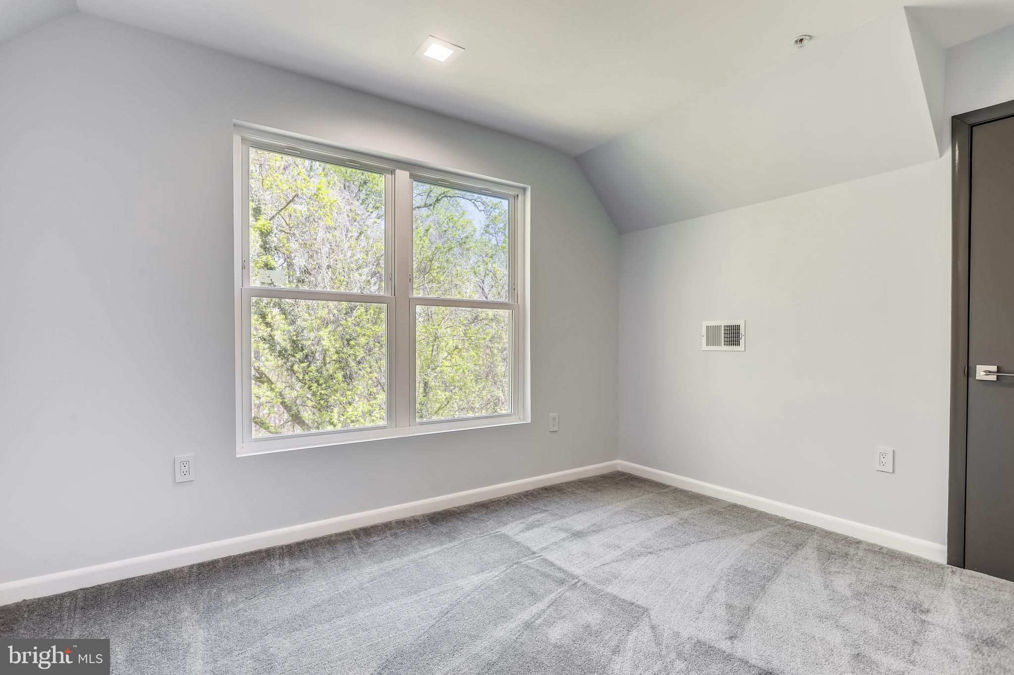 101 Ritchie Avenue Silver Spring, MD 20910 - Photo 16 of 18