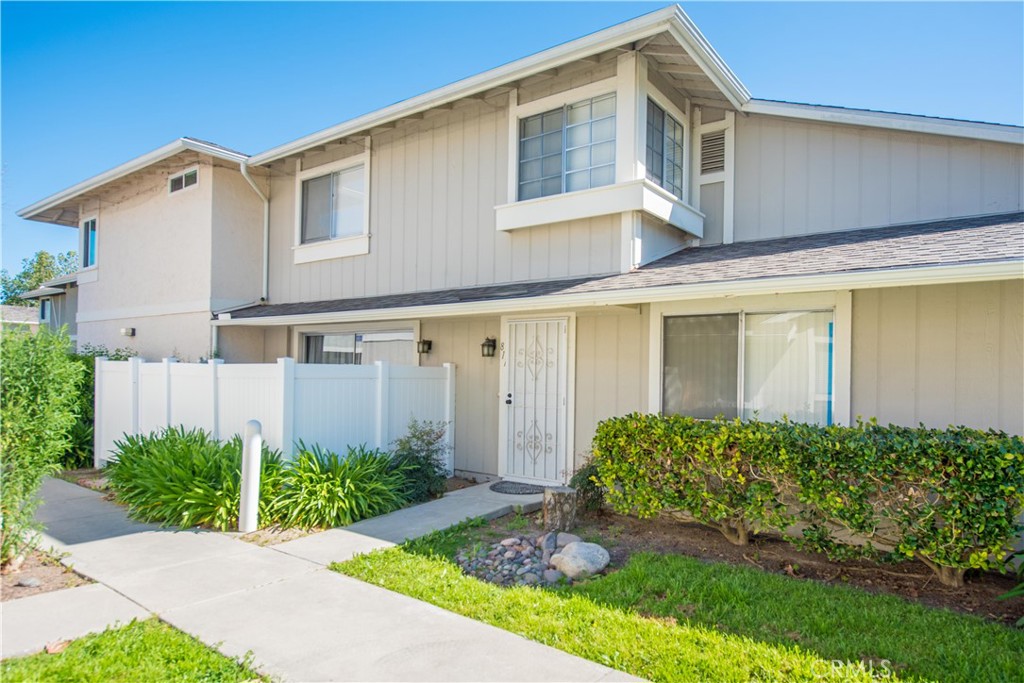 811 Pillar Point Way Oceanside, CA 92058 - Photo 1 of 28