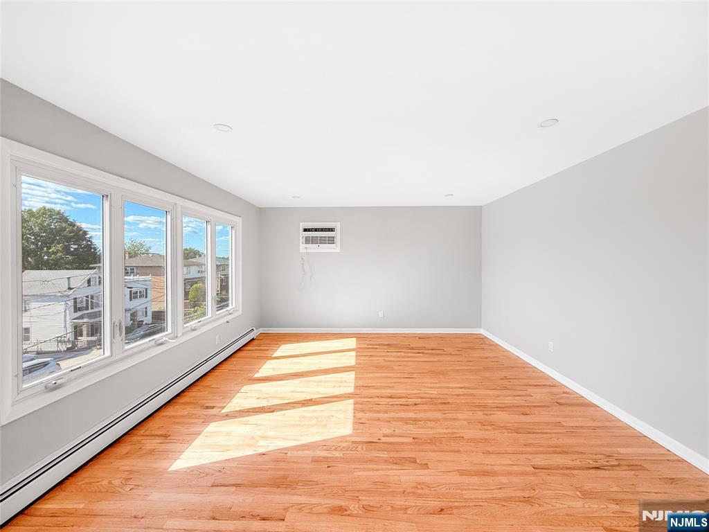 174 Maple Street, Unit 3 Fairview, NJ 07022 - Photo 10 of 25