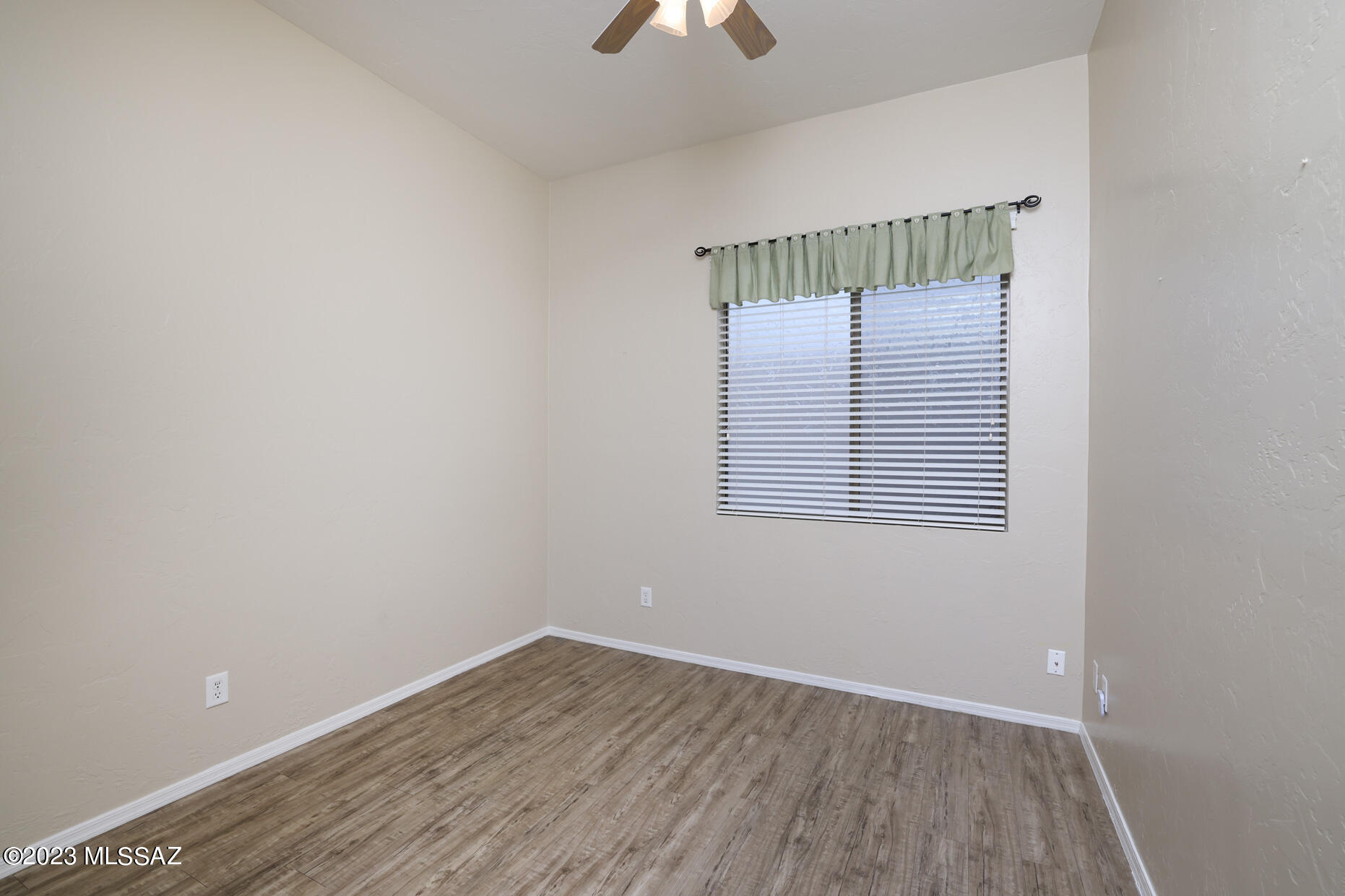 153 West Red Pepper Place Oro Valley, AZ 85755 - Photo 36 of 43