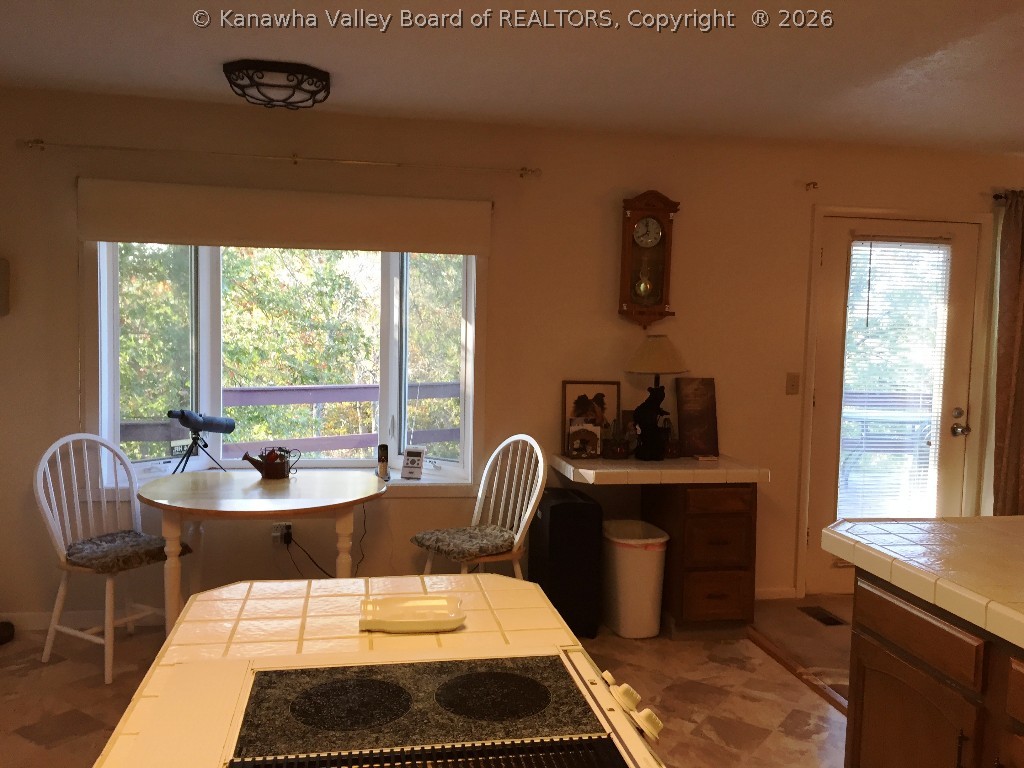 823 Mount Zion Road Fraziers Bottom, WV 25082 - Photo 8 of 28 Gallery Image 8