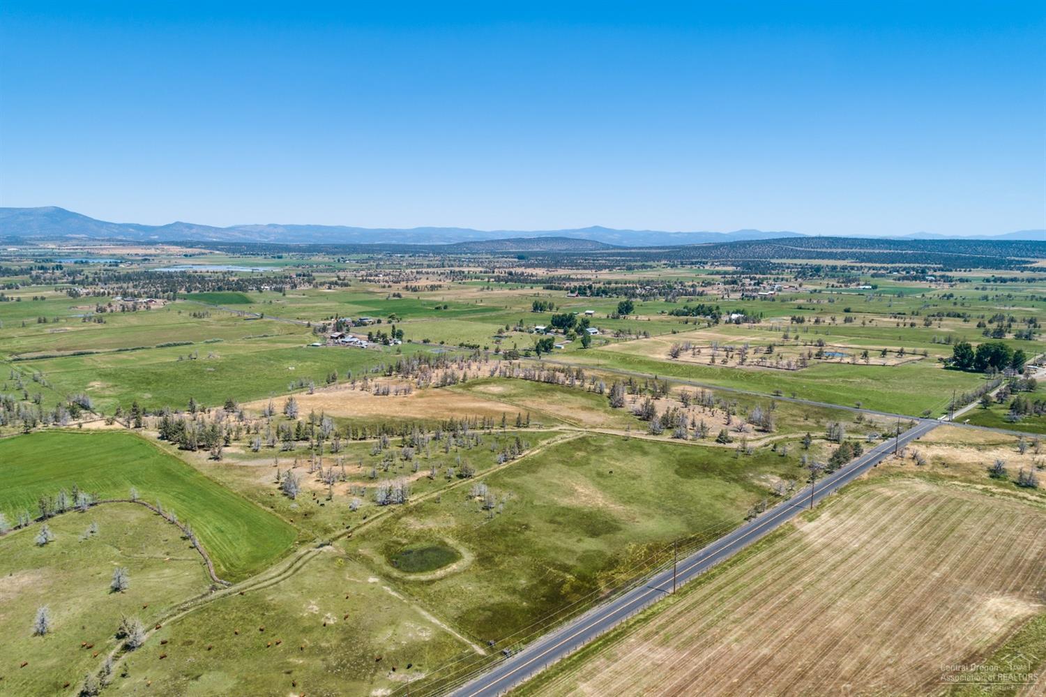 12065 Southwest Dickson Road Powell Butte, OR 97753 - Photo 23 of 24 Gallery Image 23