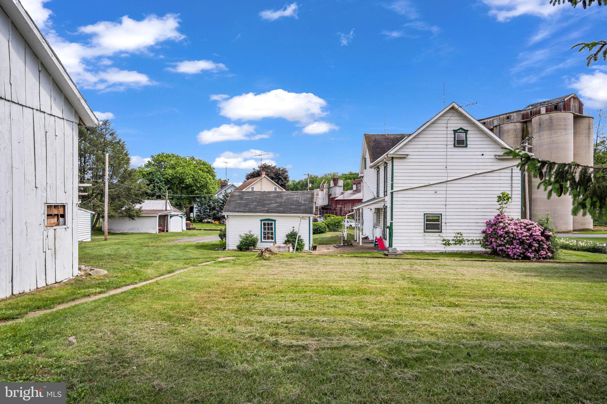 5987 Altenwald Road Waynesboro, PA 17268 - Photo 17 of 34 Gallery Image 17