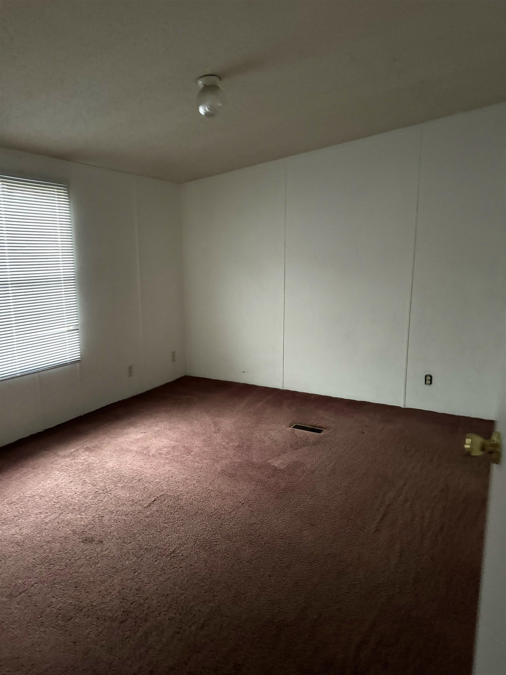 112 Jolley Road Inman, SC 29349 - Photo 8 of 9