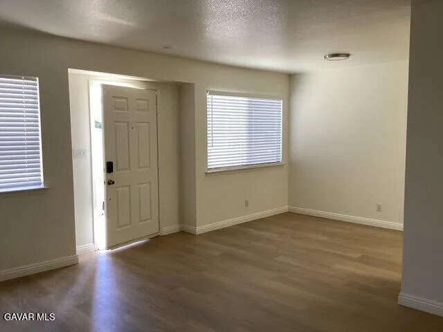 $2,250 | 43437 30th Street West, Unit 3, Lancaster, CA 93536