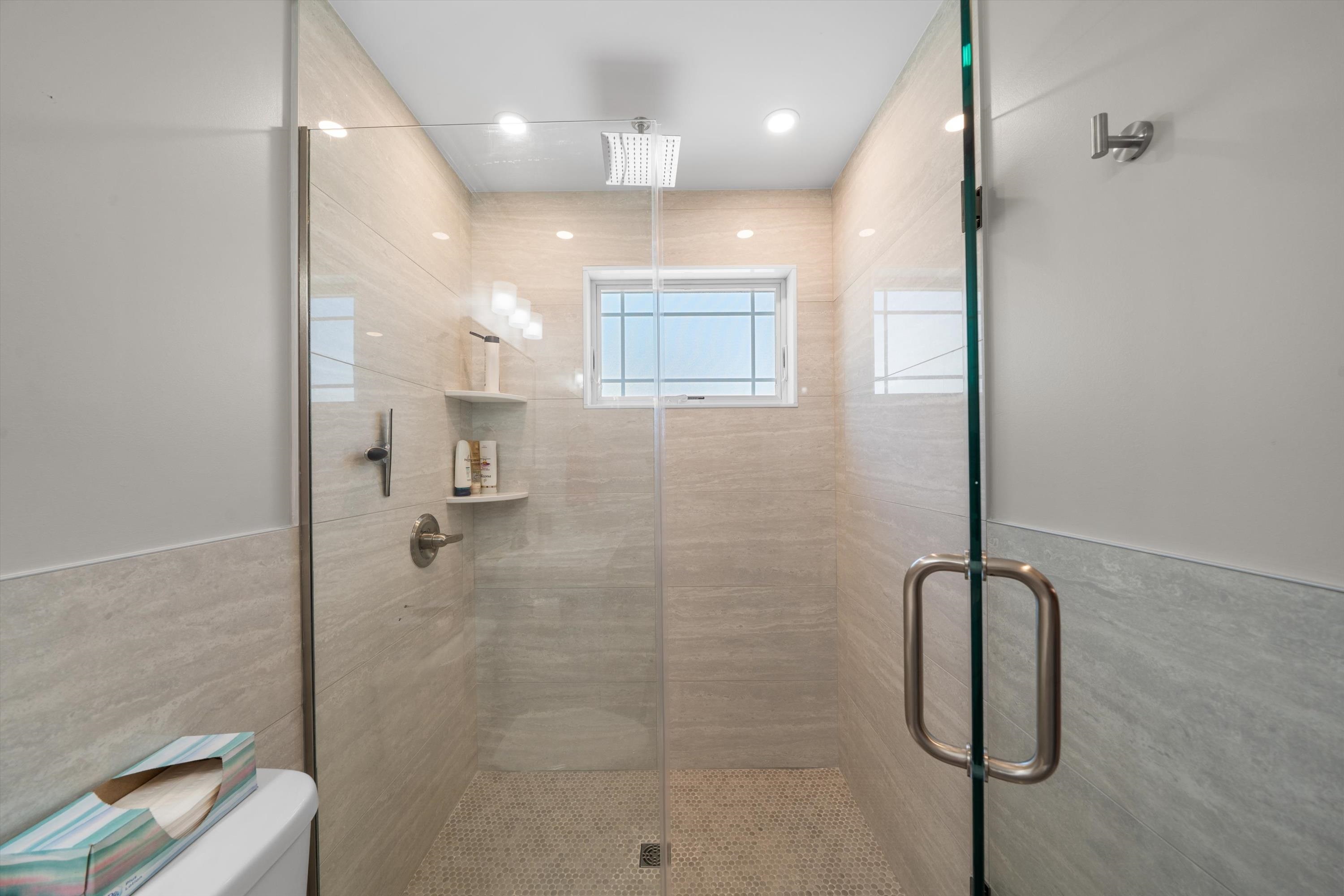 305 East Stockton Road Wildwood Crest, NJ 08260 - Photo 22 of 28 a bathroom with a shower