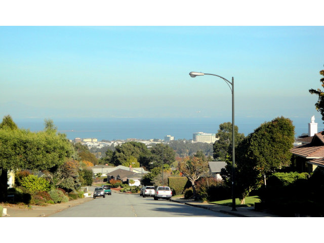 2857 Mariposa Drive Burlingame, CA 94010 - Photo 4 of 5