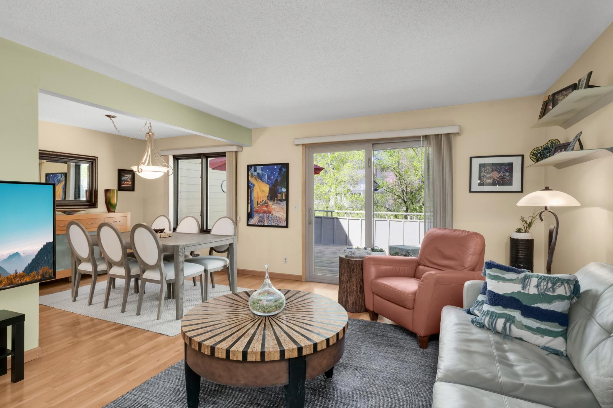 10203 Scarborough Road Bloomington, MN 55437 - Photo 5 of 41 Gallery Image 5