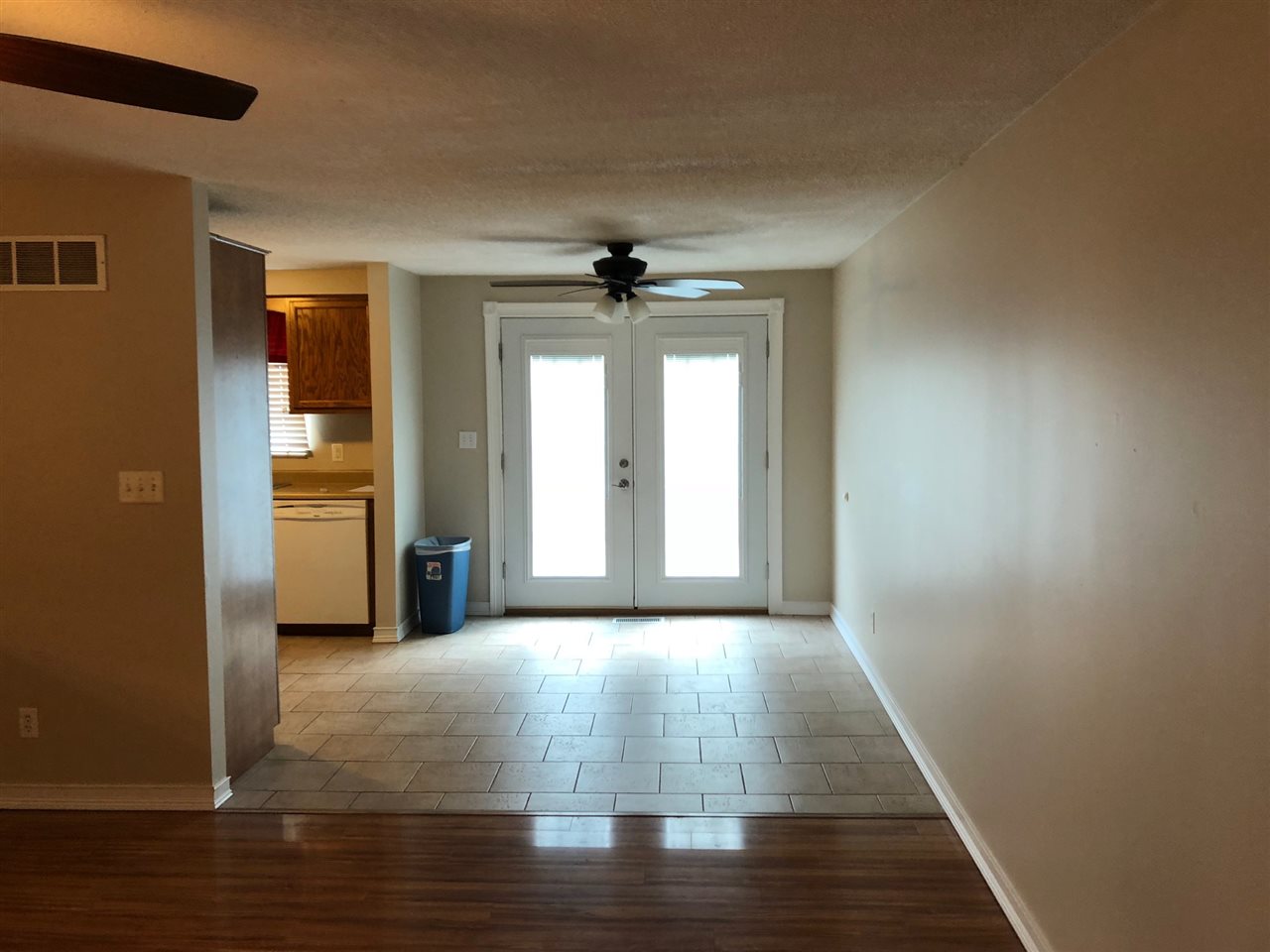 1610 Sunset Drive Rochester, IN 46975 - Photo 4 of 14