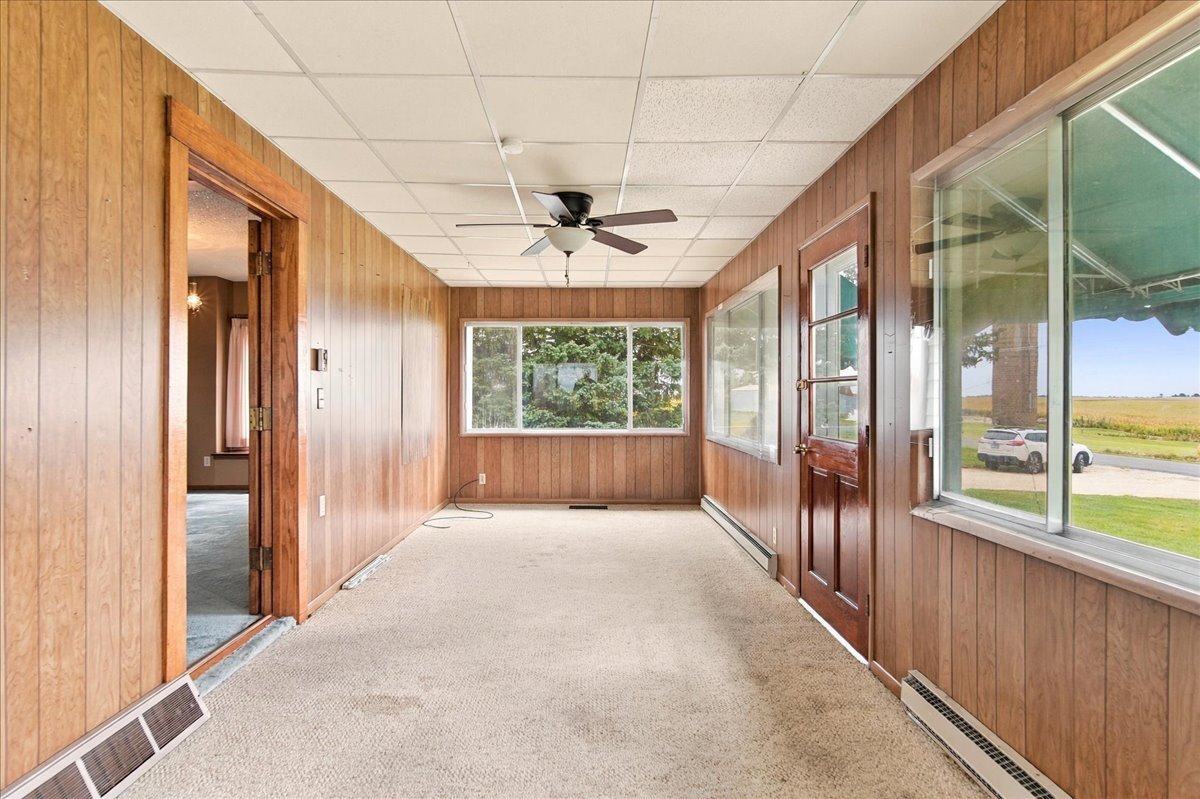 21718 Capp Road Sterling, IL 61081 - Photo 22 of 30 Gallery Image 22