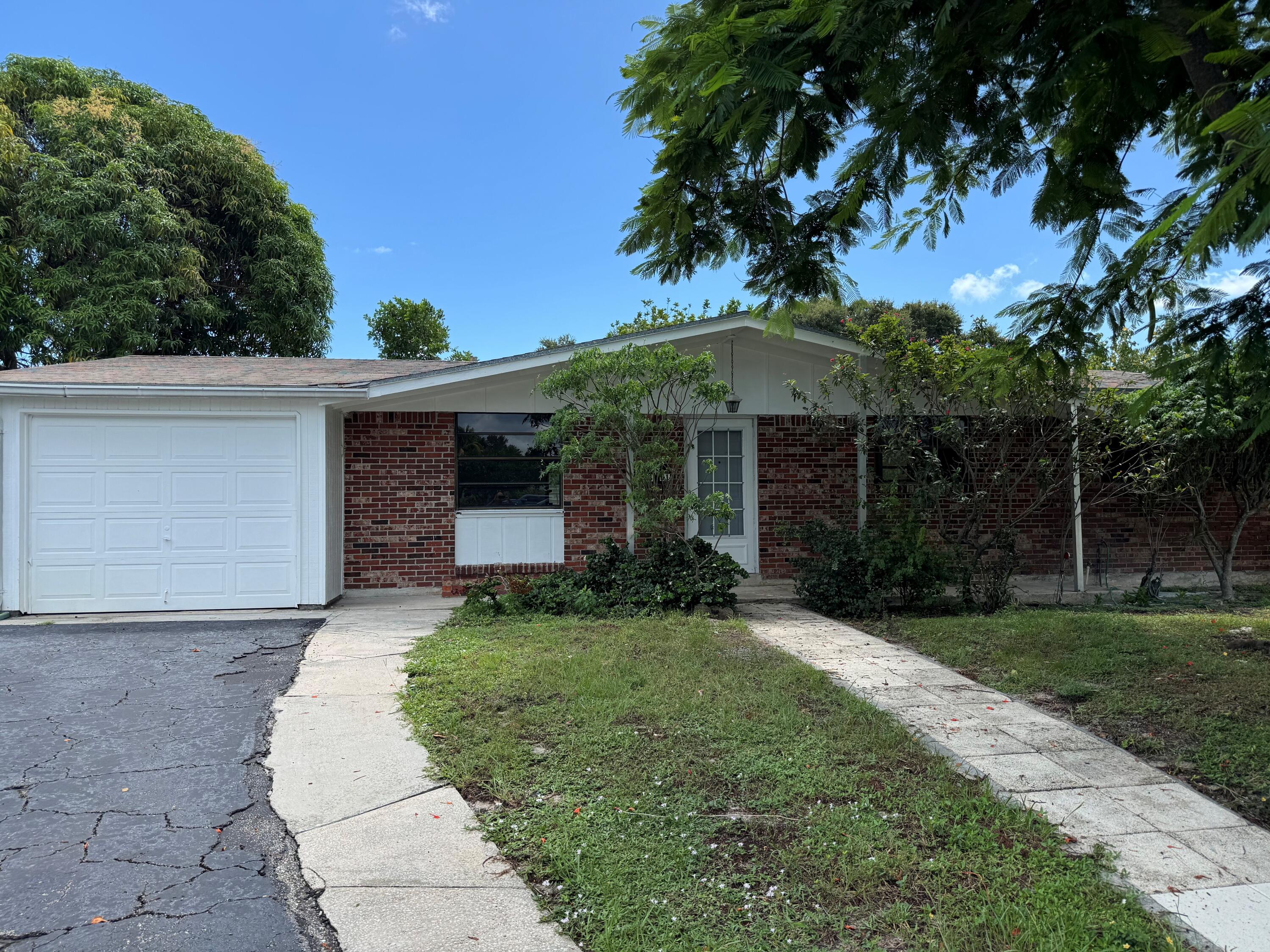 3651 Bahama Road Cabana Colony, FL 33410 - Photo 1 of 15 1front