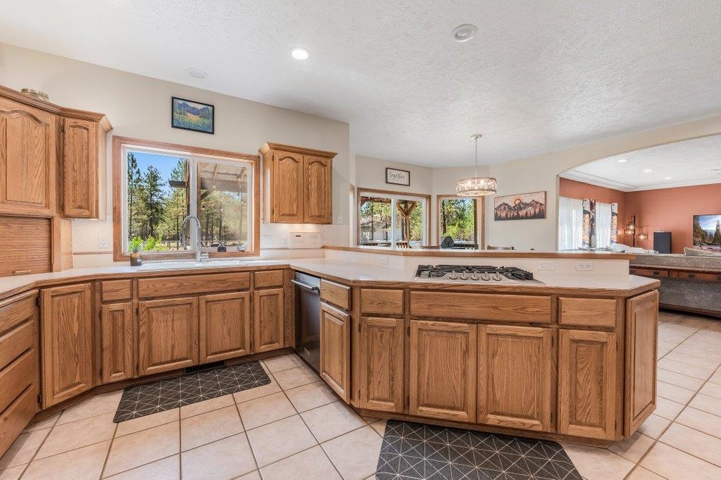 8217 West Rutter Parkway Spokane, WA 99208 - Photo 11 of 50