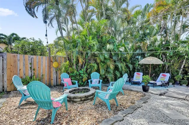 a view of outdoor space yard and patio