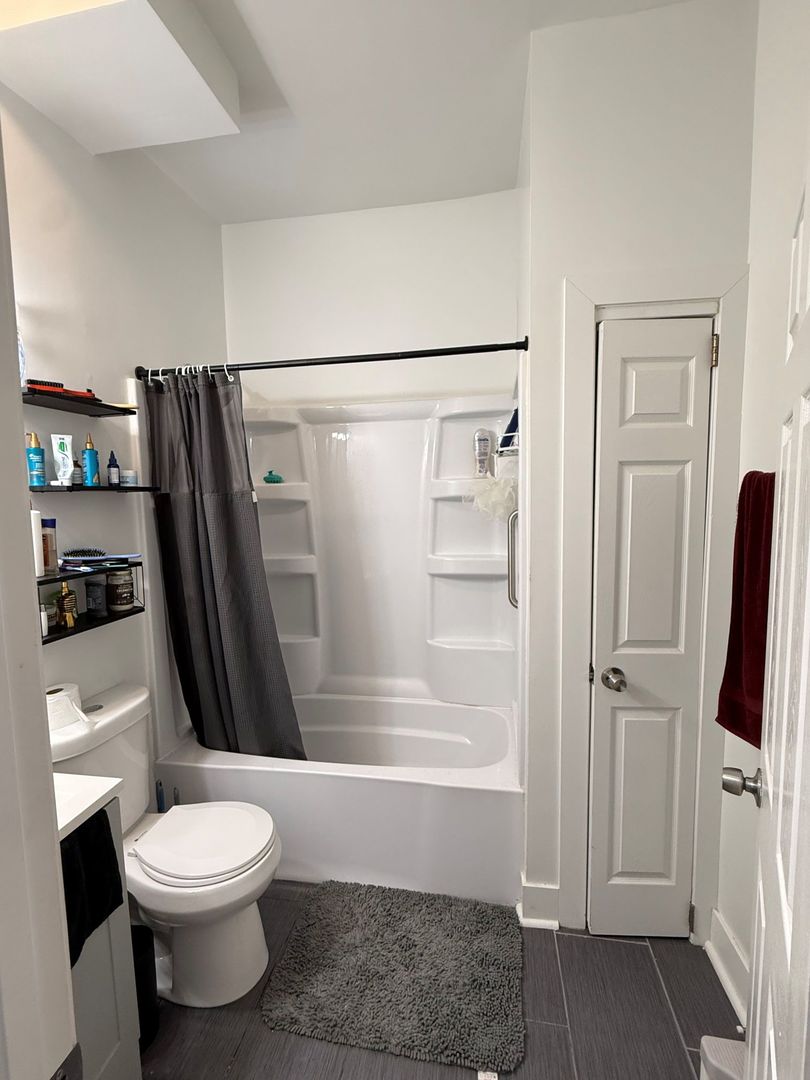 1019 North Ridgeway Avenue, Unit 1 Chicago, IL 60651 - Photo 18 of 22