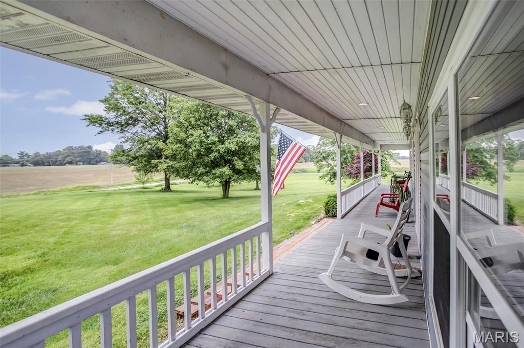 22756 Croxford Road Grafton, IL 62037 - Photo 8 of 87
