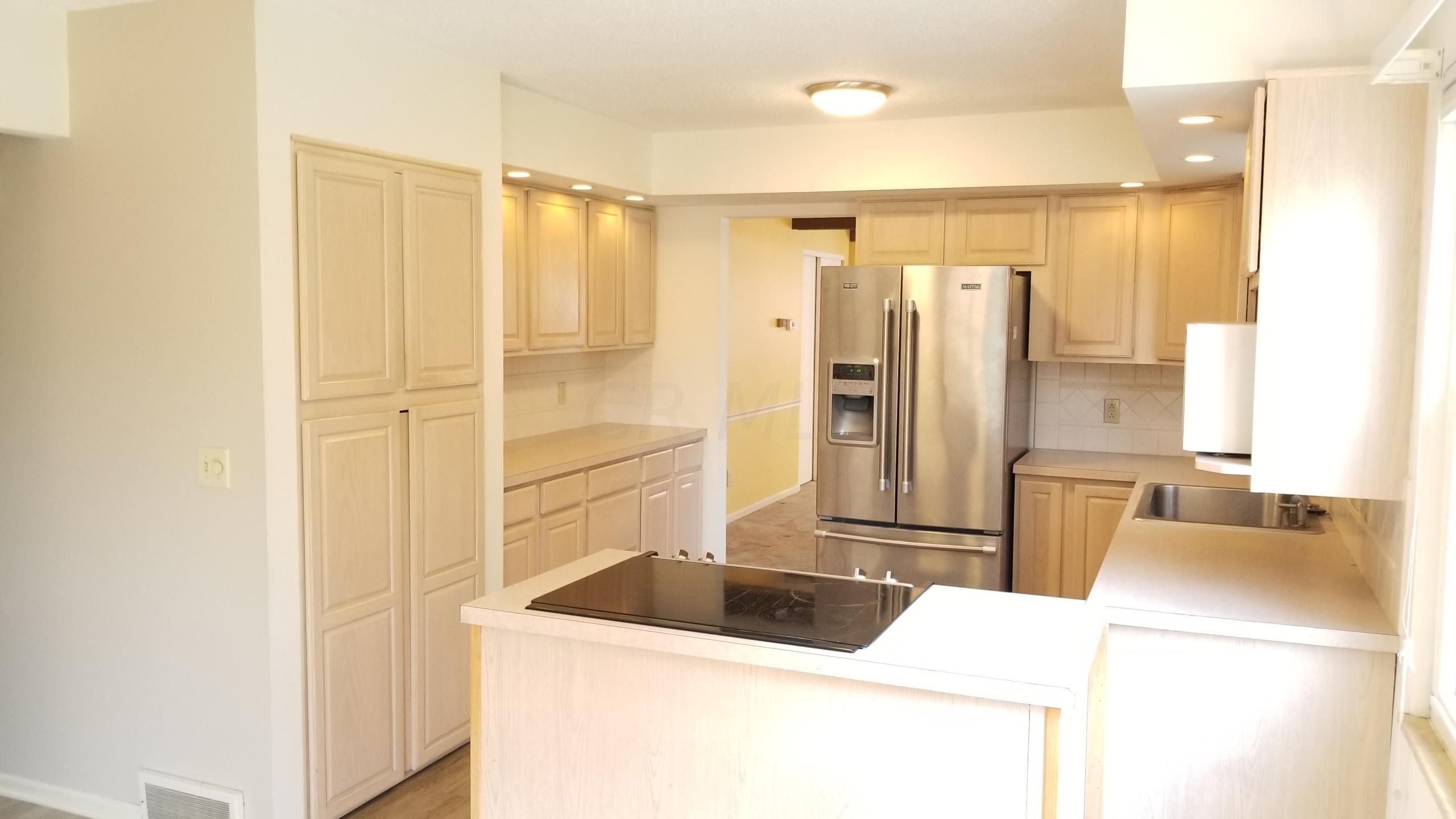 1152 James Road Newark, OH 43055 - Photo 7 of 32 Gallery Image 7