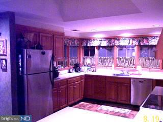 2715 Edge Hill Road Huntingdon Valley, PA 19006 - Photo 2 of 6 Gallery Image 2