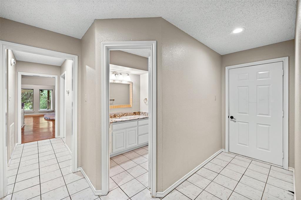 10100 Ravenswood Road Granbury, TX 76049 - Photo 26 of 40