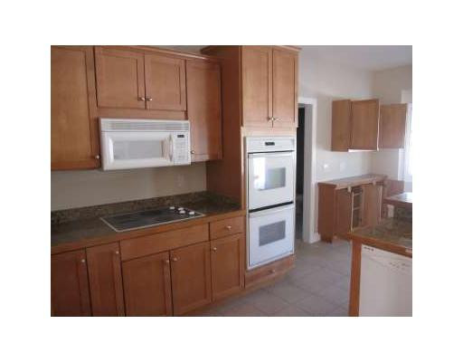 9935 Wynbrook Howell, MI 48843 - Photo 7 of 10 Photo 7