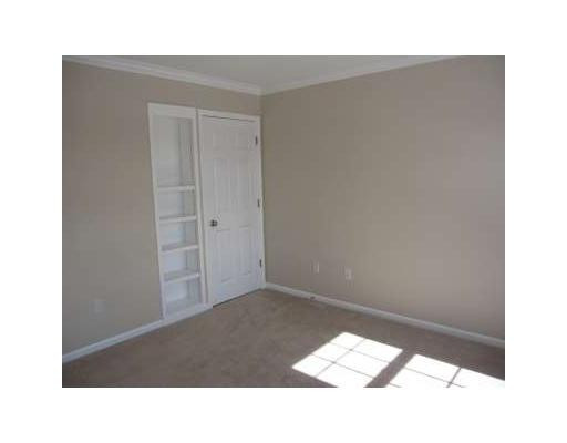 9935 Wynbrook Howell, MI 48843 - Photo 8 of 10 Photo 8