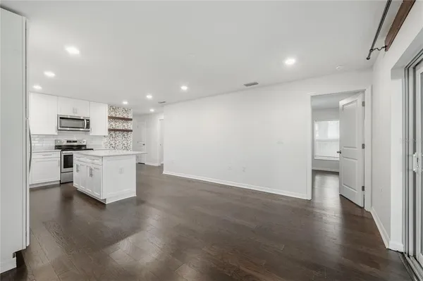 $2,800 | 4022 North Marguerite Street, Tampa, FL 33603